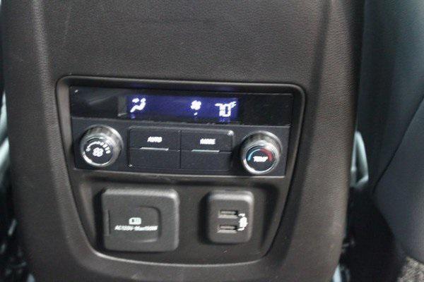Photo of 2021 White Buick Enclave
