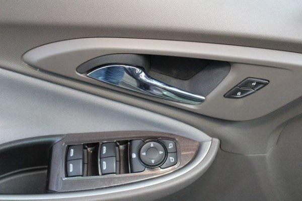 Photo of 2022 Tan Chevrolet Malibu