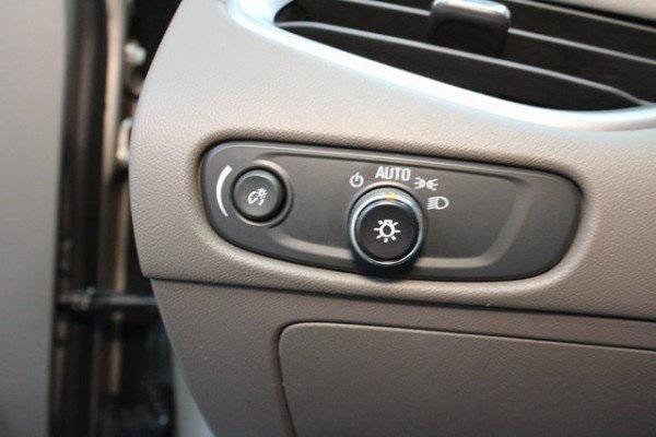 Photo of 2022 Tan Chevrolet Malibu