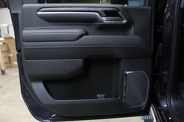 Photo of 2025 Titanium Rush Metallic GMC Sierra 2500