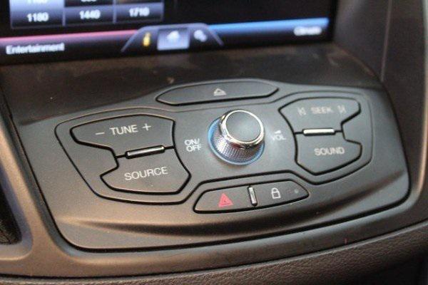 Photo of 2014 Ingot Silver Ford Escape