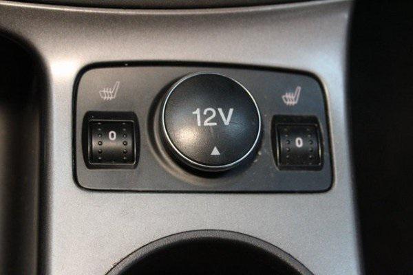 Photo of 2014 Ingot Silver Ford Escape