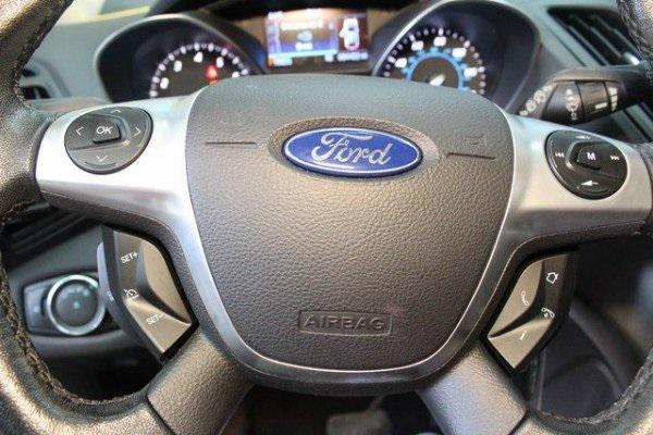 Photo of 2014 Ingot Silver Ford Escape
