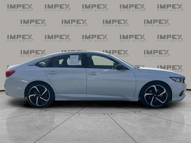 Photo of 2022 Platinum White Pearl Honda Accord