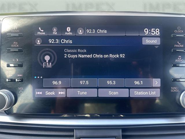 Photo of 2022 Platinum White Pearl Honda Accord
