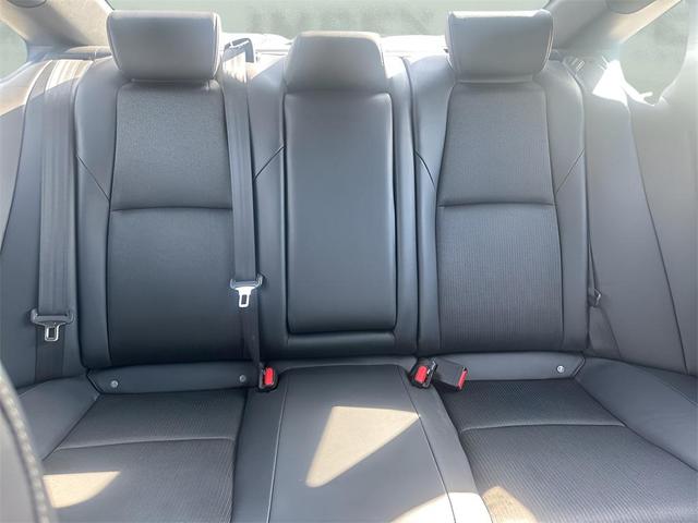 Photo of 2022 Platinum White Pearl Honda Accord