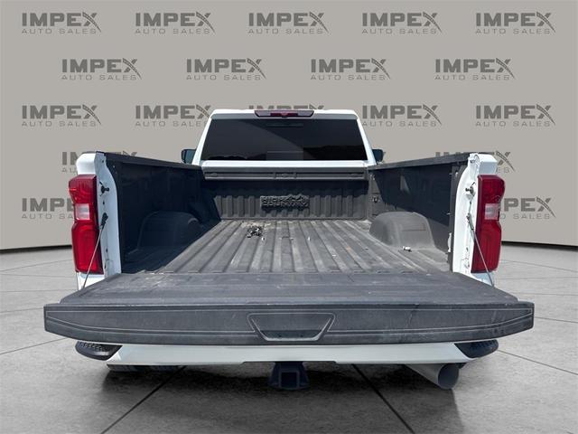 Photo of 2023 Summit White Chevrolet Silverado 3500