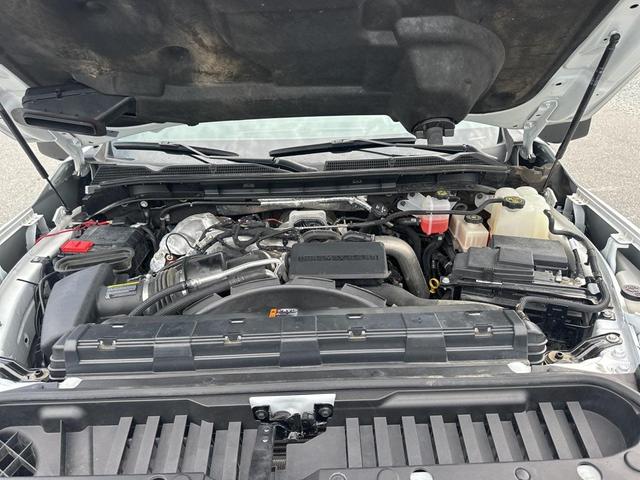 Photo of 2024 Summit White GMC Sierra 2500