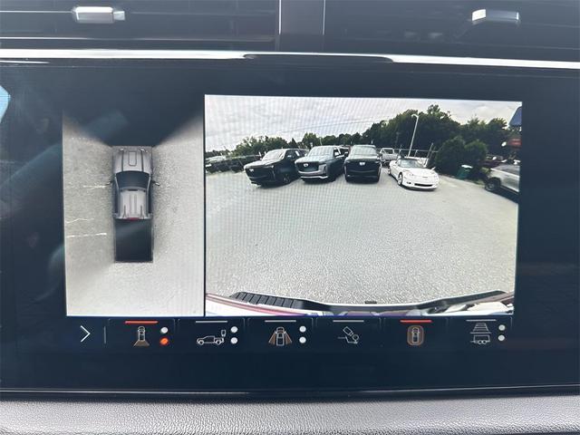 Photo of 2024 Summit White GMC Sierra 2500