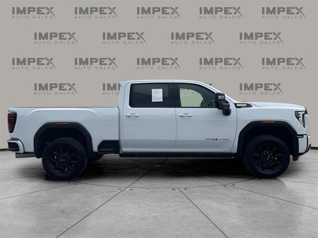 Photo of 2024 Summit White GMC Sierra 2500
