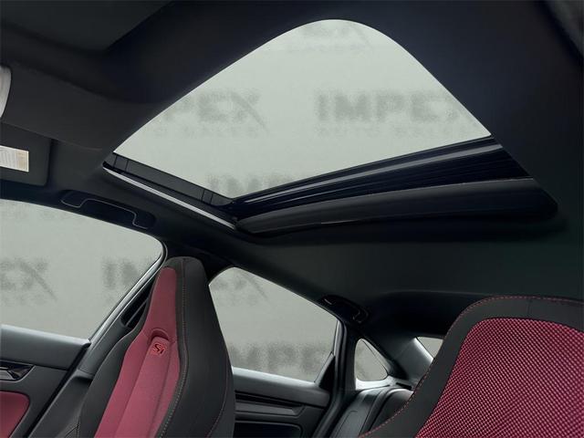 Photo of 2025 Urban Gray Pearl Honda Civic Si
