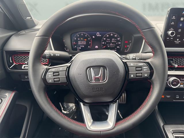 Photo of 2025 Urban Gray Pearl Honda Civic Si