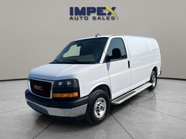 2022 GMC Savana 2500