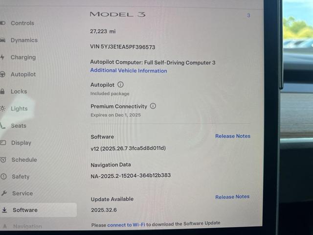 Photo of 2023 Midnight Silver Metallic Tesla Model 3