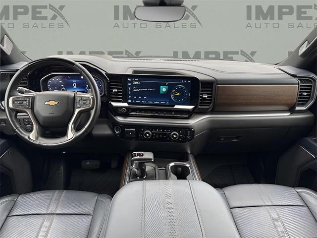 Photo of 2023 Iridescent Pearl Tricoat Chevrolet Silverado 1500