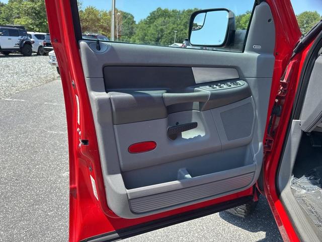 Photo of 2007 Flame Red Clearcoat Dodge Ram 2500
