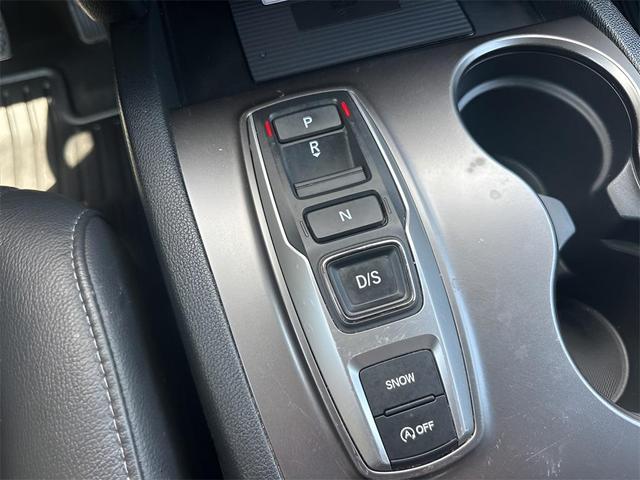 Photo of 2022 Platinum White Pearl Honda Passport