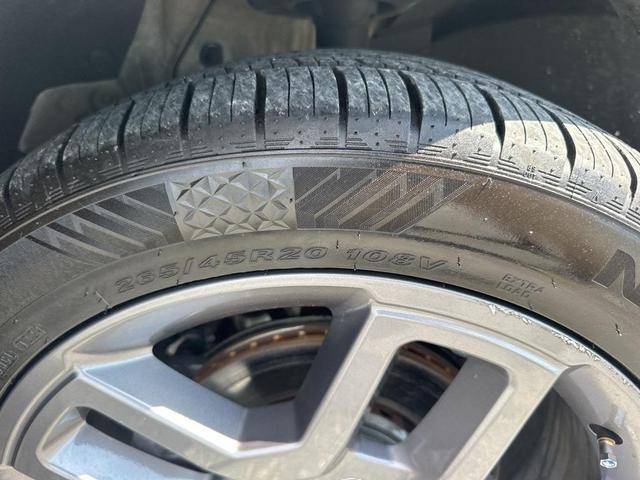 Photo of 2022 Platinum White Pearl Honda Passport