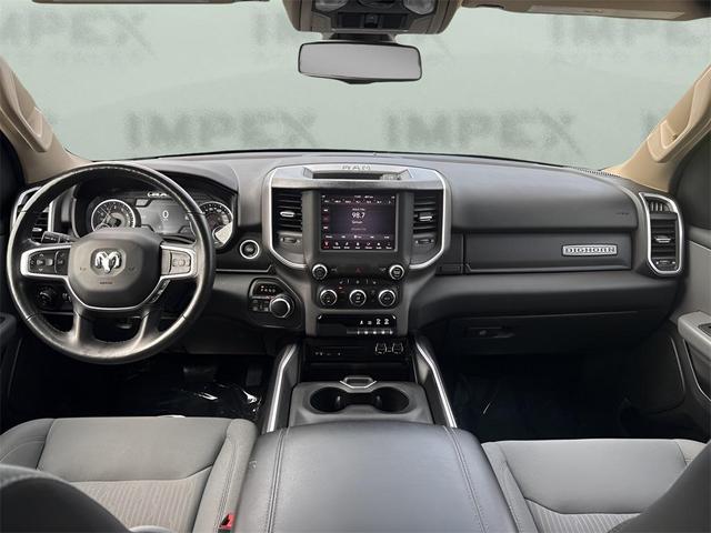 Photo of 2019 Diamond Black Crystal Pearlcoat RAM 1500