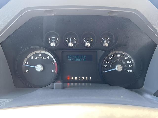Photo of 2013 Oxford White Ford F-450