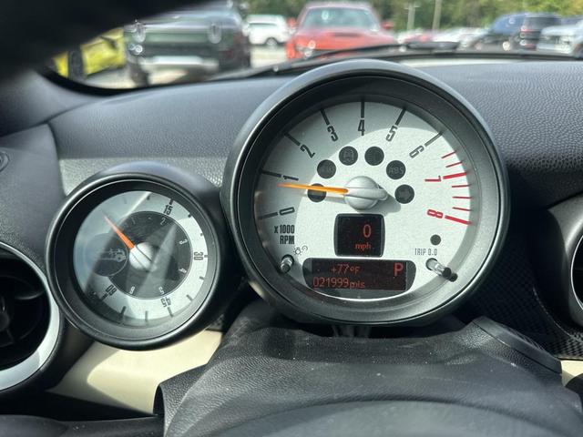 Photo of 2014 Pepper White MINI Convertible