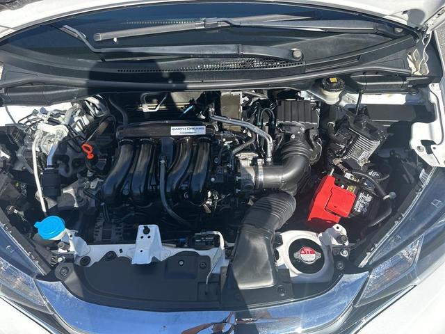 Photo of 2020 Platinum White Pearl Honda Fit
