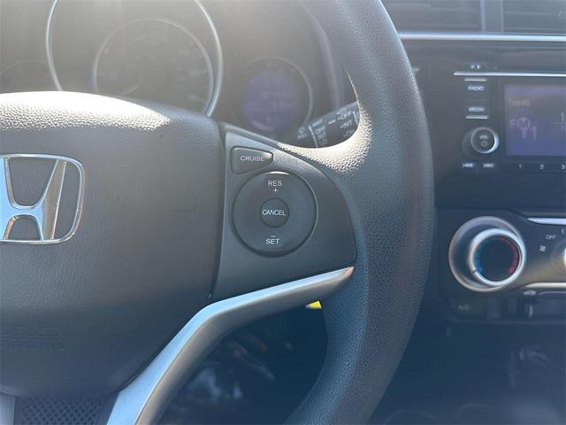 Photo of 2020 Platinum White Pearl Honda Fit