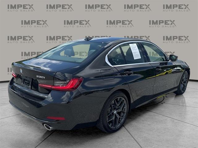 Photo of 2025 Black BMW 330