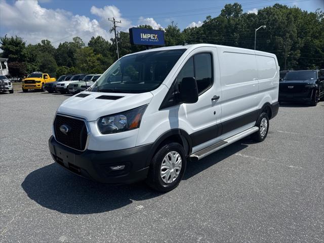 Photo of 2023 Oxford White Ford Transit-250