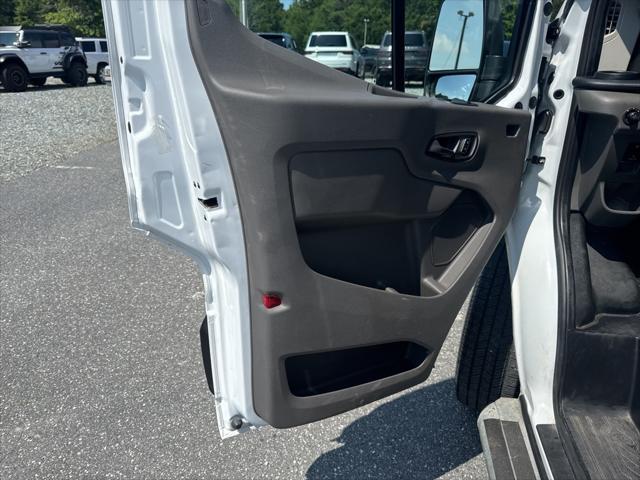 Photo of 2023 Oxford White Ford Transit-250