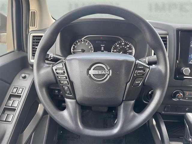 Photo of 2023 Super Black Nissan Frontier