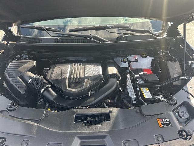 Photo of 2025 Mosaic Black Metallic Chevrolet Traverse