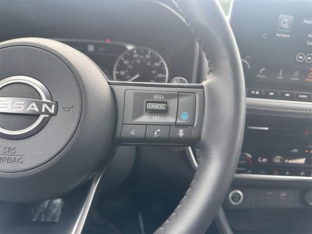 Photo of 2023 Boulder Gray Pearl Nissan Rogue