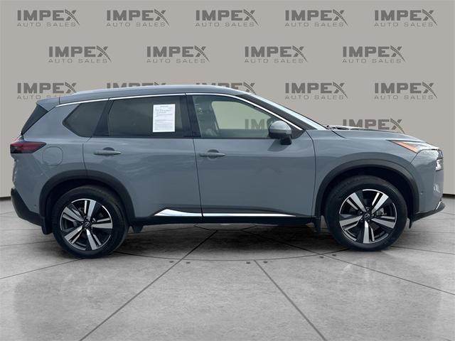 Photo of 2023 Boulder Gray Pearl Nissan Rogue