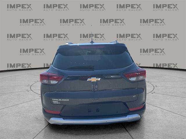 Photo of 2024 Mosaic Black Metallic Chevrolet Trailblazer