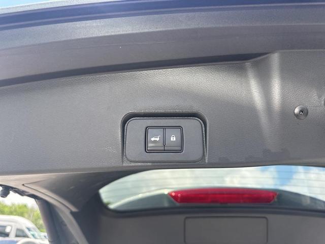 Photo of 2022 Gun Metallic Nissan Rogue