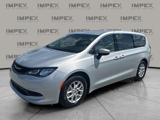 2023 Chrysler Voyager