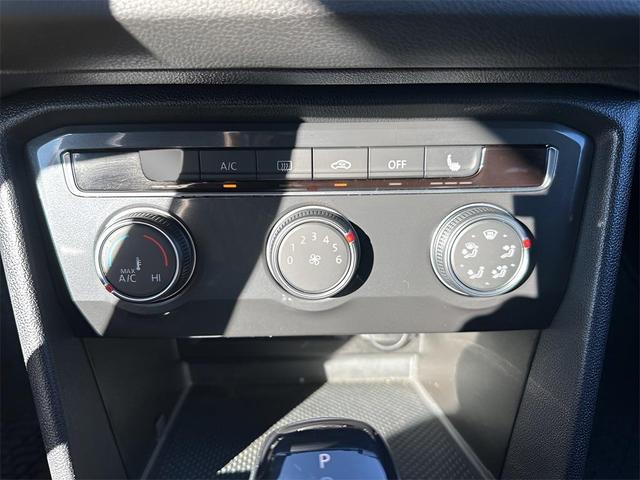 Photo of 2023 Deep Black Volkswagen Tiguan