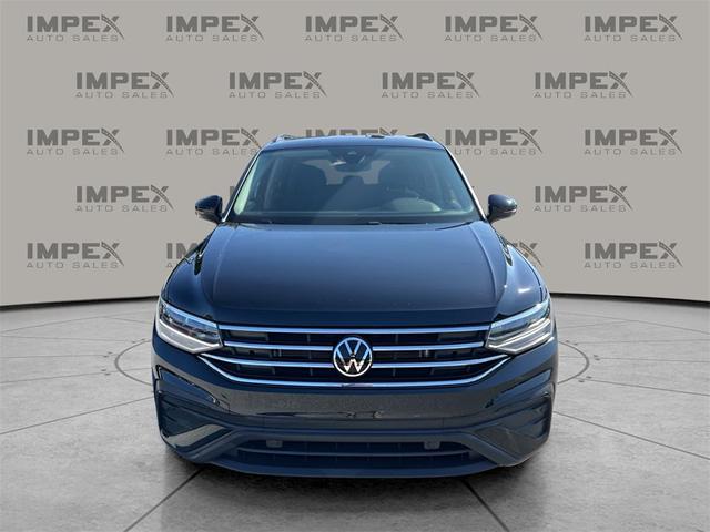 Photo of 2023 Deep Black Volkswagen Tiguan
