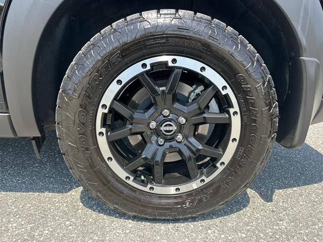 Photo of 2024 Super Black Nissan Pathfinder