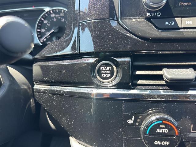 Photo of 2024 Super Black Nissan Pathfinder