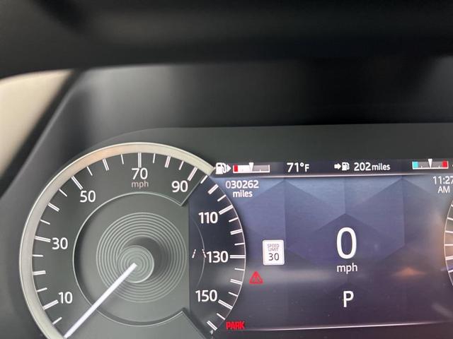 Photo of 2023 Blue Land Rover Discovery Sport