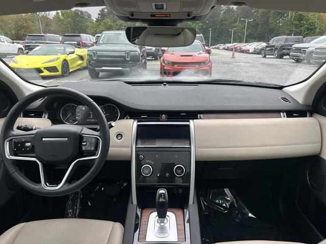 Photo of 2023 Blue Land Rover Discovery Sport