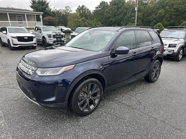 Photo of 2023 Blue Land Rover Discovery Sport