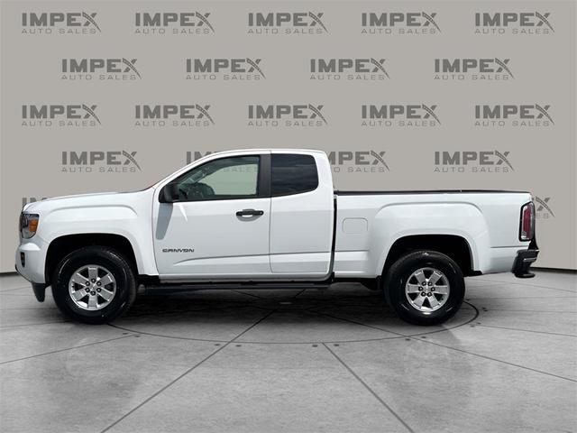 Photo of 2016 Summit White GMC Canyon