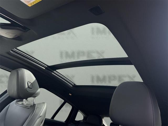 Photo of 2023 Carbon Black Metallic BMW X4