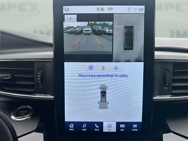 Photo of 2022 Iconic Silver Metallic Ford Explorer