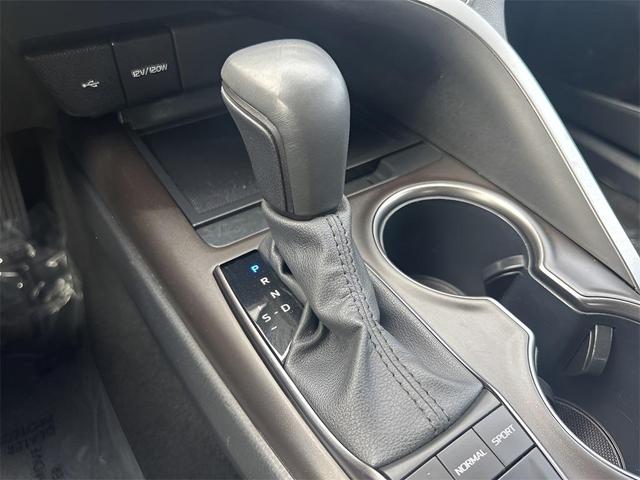 Photo of 2024 Midnight Black Metallic Toyota Camry