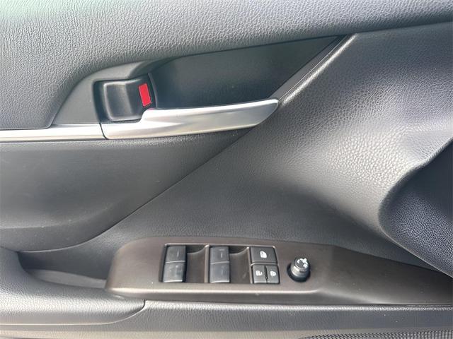 Photo of 2024 Midnight Black Metallic Toyota Camry