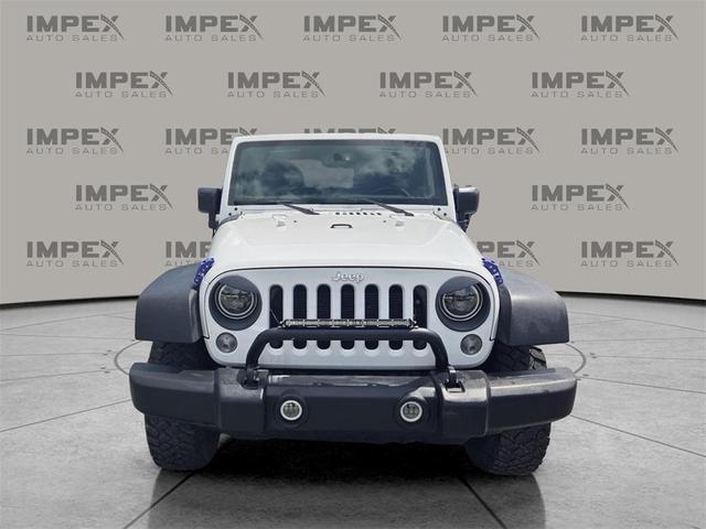Photo of 2016 Bright White Clearcoat Jeep Wrangler Unlimited